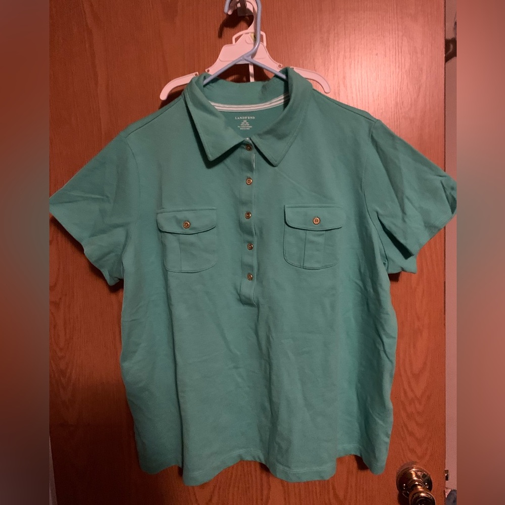 Lands End Women’s Polo Shirt. Size 2X. Mint Green with Gold Accents